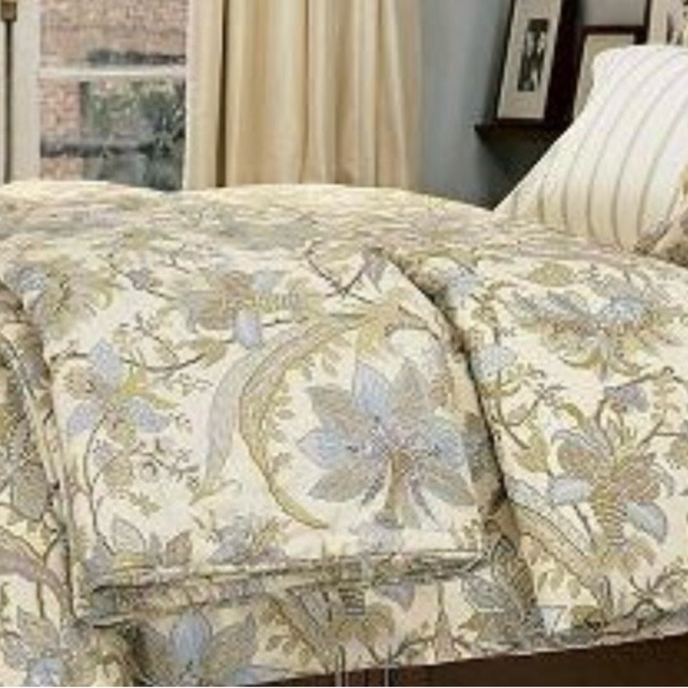 Pottery Barn Brigitte Jacobean Full/Queen Duvet Cover.